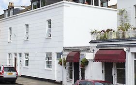 19 Lambolle Place